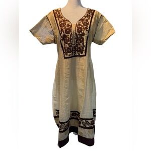 Women’s Indian embroidered lined short sleeve dress Size XXL